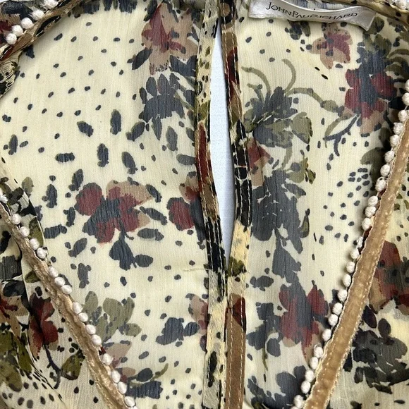 JohnPaulRichard Blouse - Picture 6 of 13